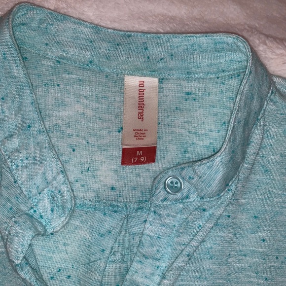 ❗️SOLD❗️ Aqua Button Down Quarter Sleeve Shirt - Picture 4 of 8